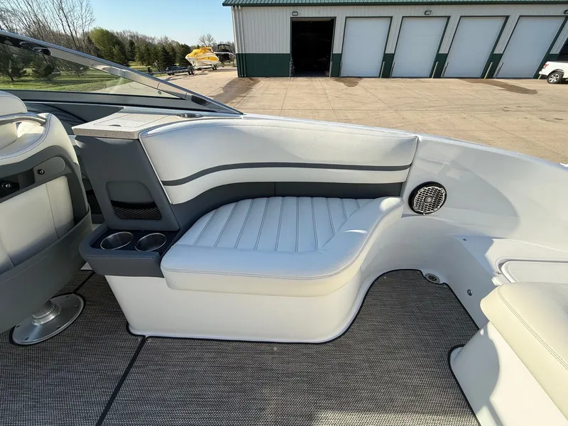 Slide: The Image of Interior of a 2015 Cobalt R7 boat with seating area. - 28