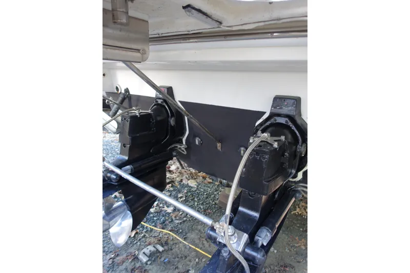 Slide: The Image of Rear view of 2002 Formula 330 Sun Sport boat's dual outdrive system. - 29