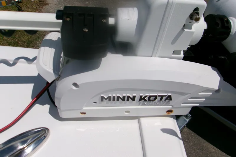 Slide: The Image of Minn Kota Terrova motor on 2023 Sportsman Masters 247 Bay Boat. - 11
