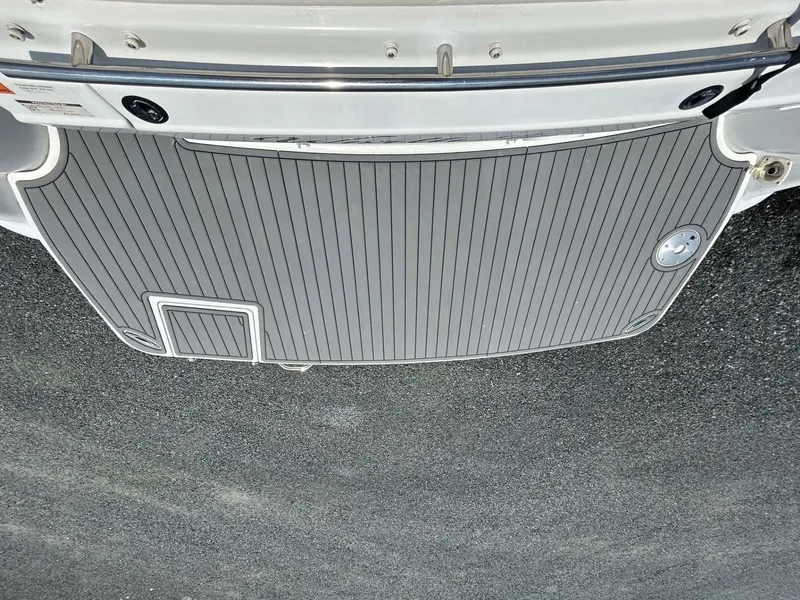 Slide: The Image of 2001 Four Winns 328 Vista boat deck with gray non-slip surface. - 31
