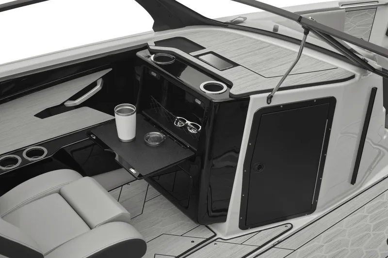Slide: The Image of Interior of 2026 Yamaha Boats 222XD with modern design. - 11