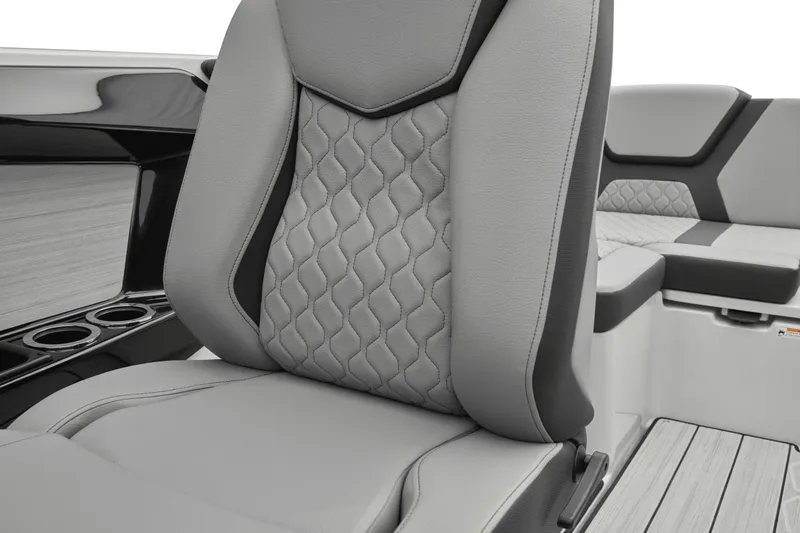 Slide: The Image of Interior of 2026 Yamaha Boats 222XD with gray leather seats. - 20