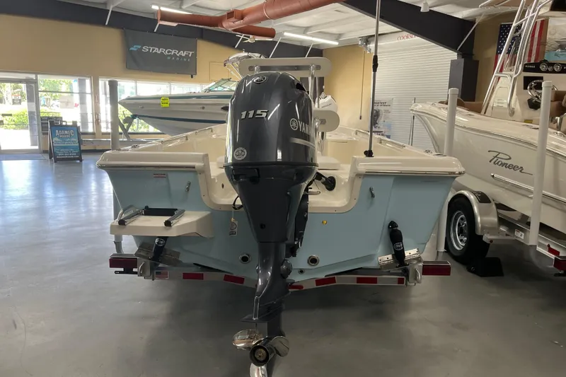 Slide: The Image of 2026 Bulls Bay 2000 boat with Yamaha 115 engine in showroom. - 7