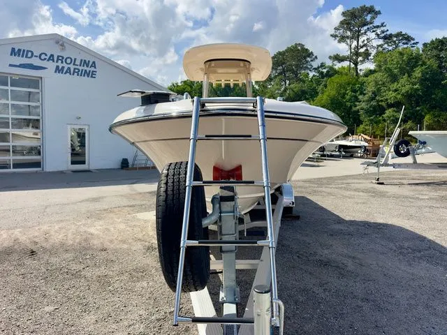 Slide: The Image of Grady-White 251 Coastal Explorer 2026 - 6