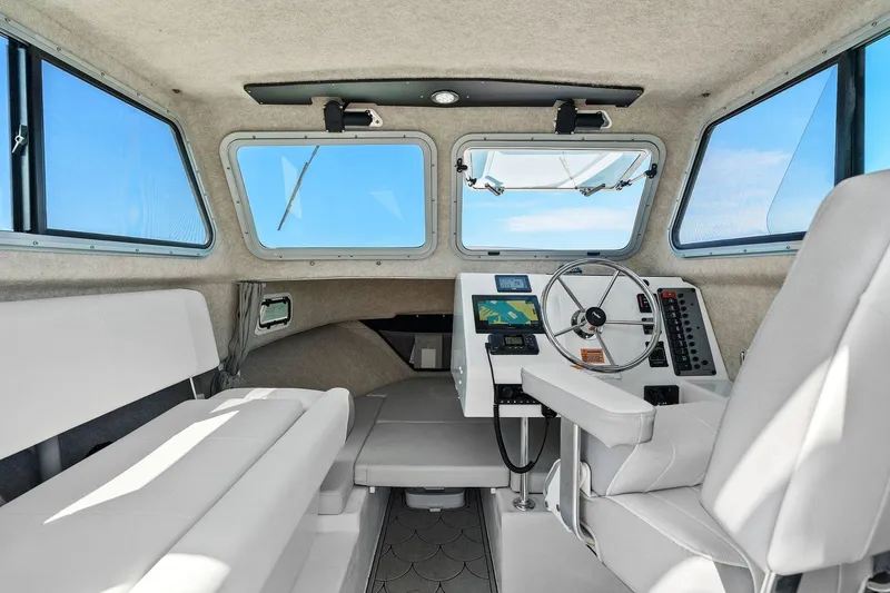 Slide: The Image of Parker Marine 2320 Sport Cabin 2024 - 56