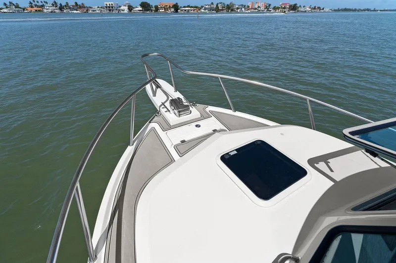 Slide: The Image of Parker Marine 2320 Sport Cabin 2024 - 57