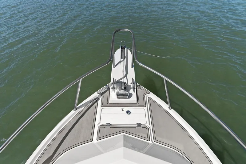 Slide: The Image of Parker Marine 2320 Sport Cabin 2024 - 58
