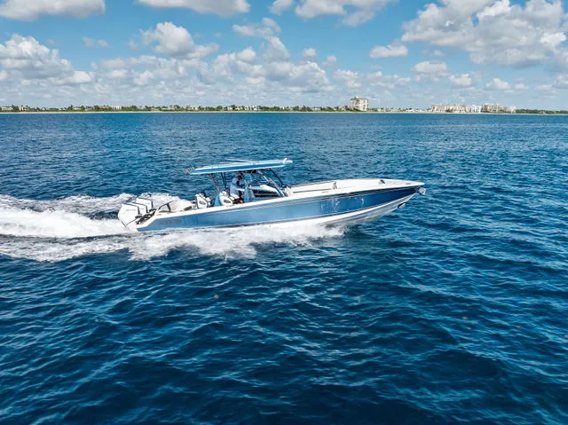 Slide: The Image of Nor-Tech 392 Super Fish 2022 - 32