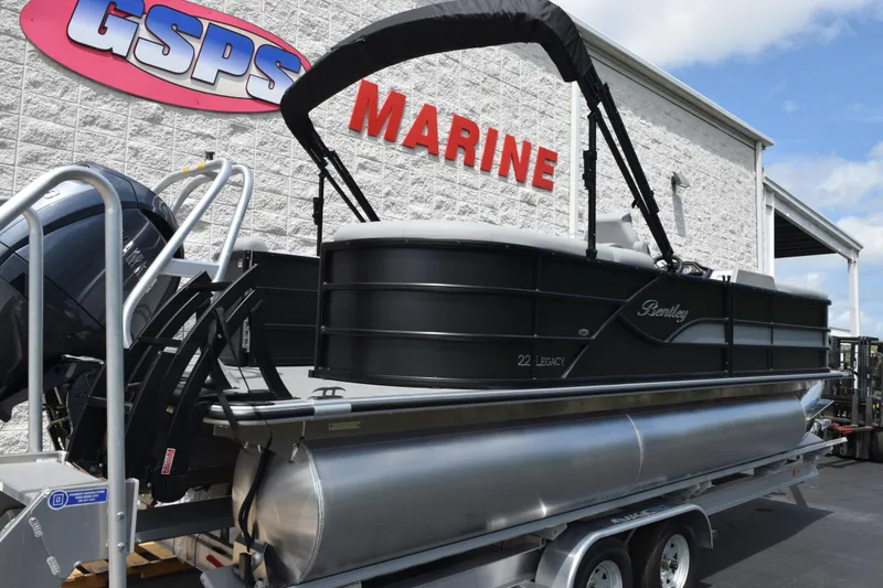 Slide: The Image of 2026 Bentley Pontoons Legacy 223 Navigator at GSPS Marine dealership. - 4