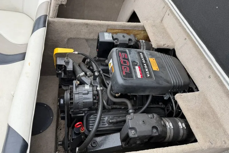 Slide: The Image of Volvo Penta 5.0GL engine in a 2001 Ebbtide Campione 200 boat. - 5