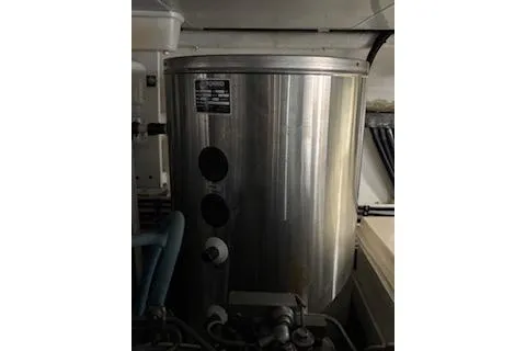 Slide: The Image of Engine room of 2006 Ocean Alexander 48 Sedan yacht with metal tank. - 23