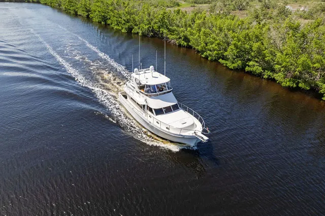 Slide: The Image of Ocean Alexander 48 Sedan 2006 - 42