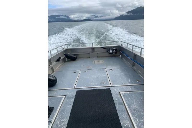 Slide: The Image of Aluminum Crabber boat deck with ocean view, 2021 model, Custom make. - 8
