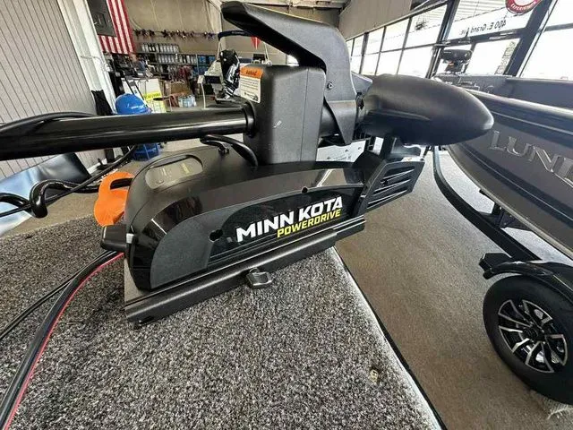 Slide: The Image of Lund 1650 Rebel XL SS 2026 - 4
