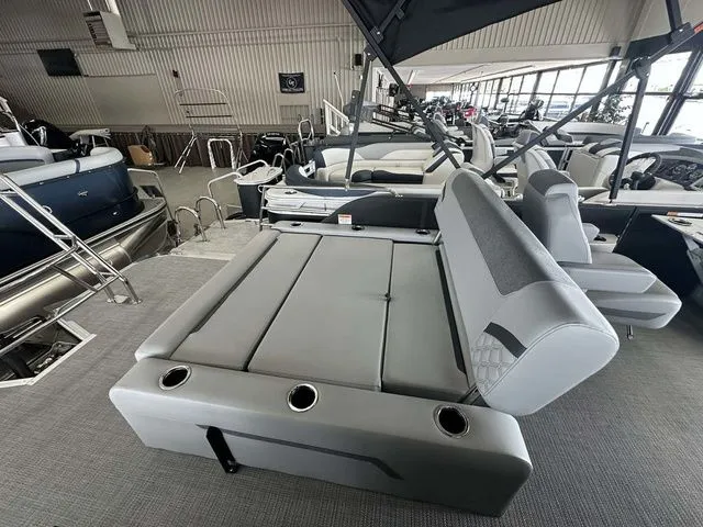 Slide: The Image of Crest Conquest 23 FT 2026 - 14