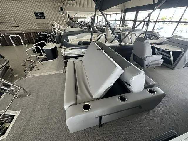 Slide: The Image of Crest Conquest 23 FT 2026 - 16
