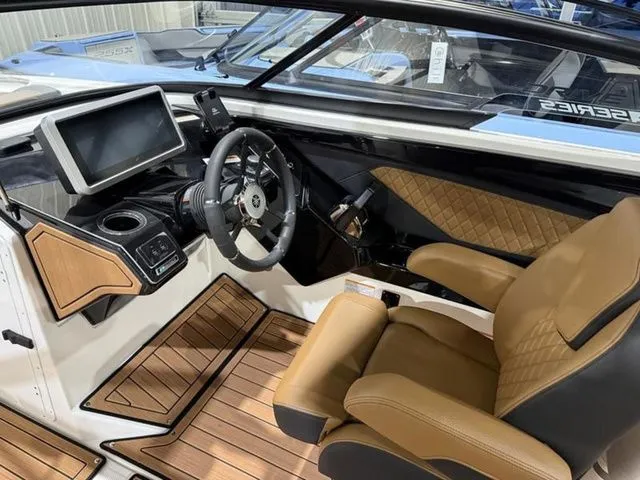 Slide: The Image of Yamaha 252SE 2026 - 26