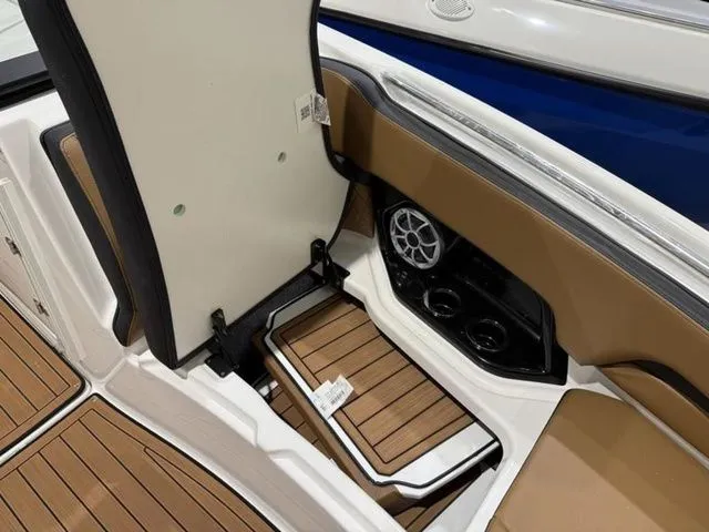 Slide: The Image of Yamaha 252SE 2026 - 37