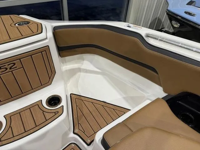Slide: The Image of Yamaha 252SE 2026 - 38