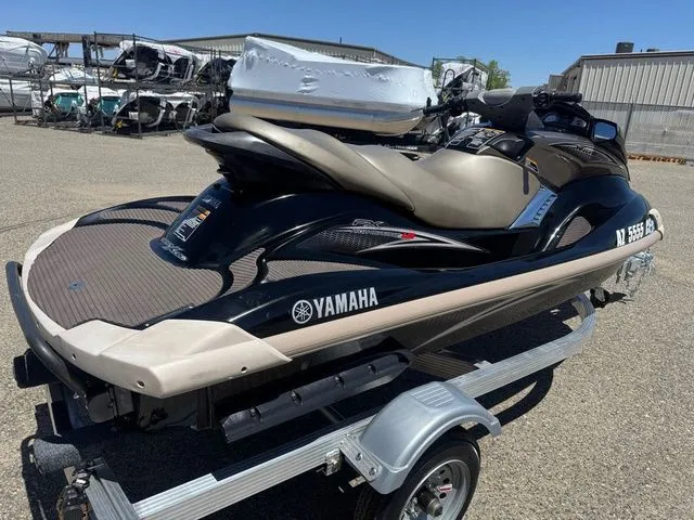 Slide: The Image of Yamaha FX 2010 - 6
