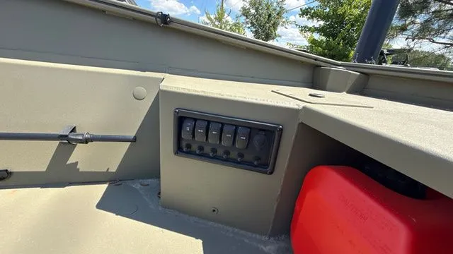 Slide: The Image of Tracker GRIZZLY 1650 T PRAIRIE WINGS ED. 2026 - 14