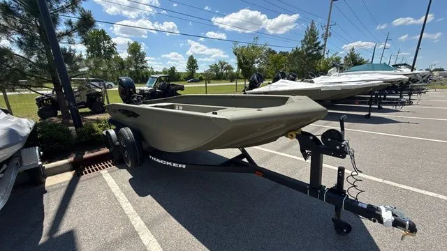 Slide: The Image of Tracker GRIZZLY 1650 T PRAIRIE WINGS ED. 2026 - 9