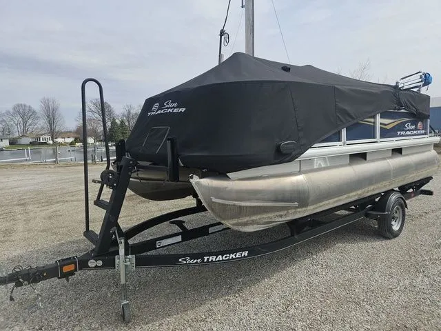 The Image of 2020 Sun Tracker Bass Buggy® 16 XL pontoon boat on trailer. - 1