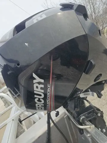 Slide: The Image of Mercury outboard motor on Sun Tracker Bass Buggy® 16 XL, 2020 model. - 15