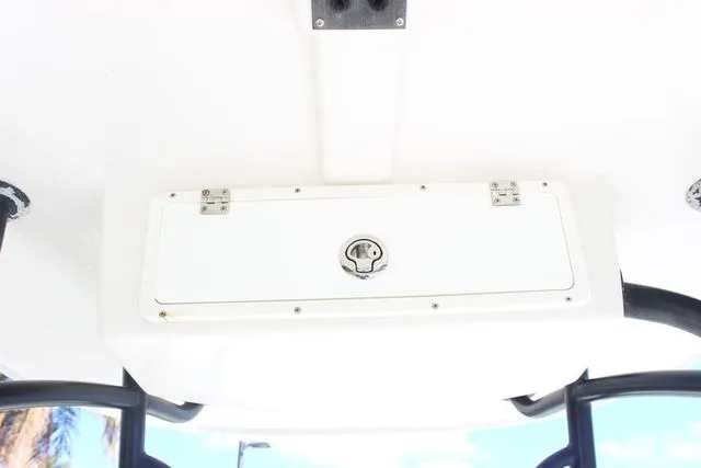 Slide: The Image of Storage compartment on a 2015 Sailfish 240 CC boat. - 24