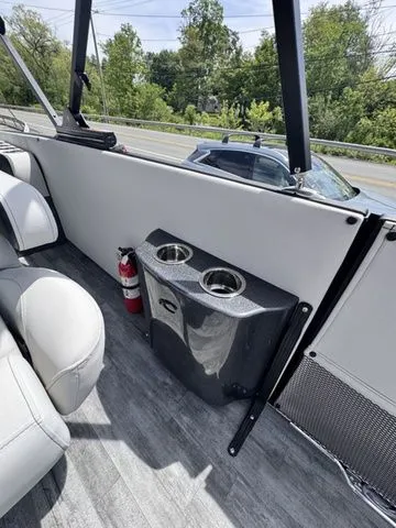 Slide: The Image of Crest Caribbean 230 SLS Tri-Toon w/200hp, Trailer, Exten 2025 - 28