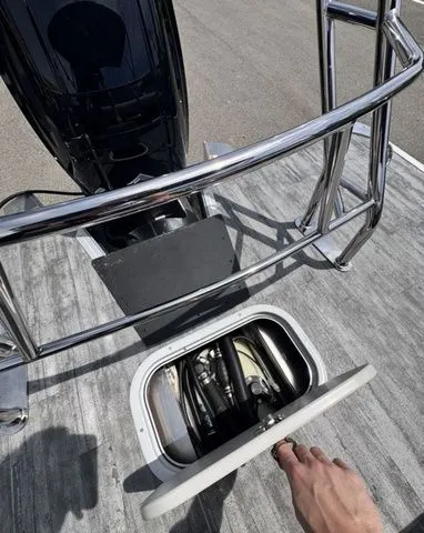 Slide: The Image of Crest Caribbean 230 SLS Tri-Toon w/200hp, Trailer, Exten 2025 - 31