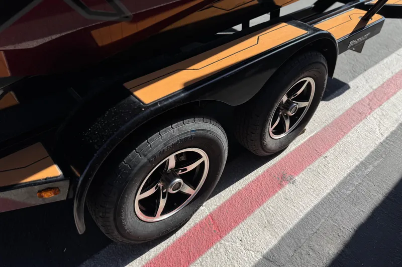 Slide: The Image of 2020 ATX 22 TYPE S trailer with dual wheels on a sunny day. - 35