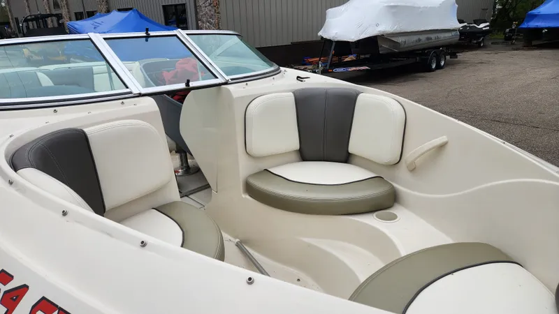 Slide: The Image of Interior of a 2006 Sea Ray 195 Sport boat. - 3