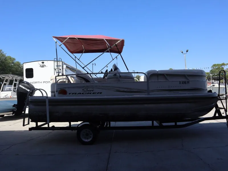 Slide: The Image of Sun Tracker Party Barge 21 2011 - 6
