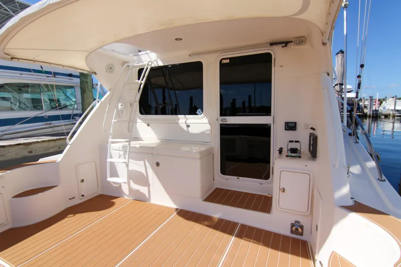 Slide: The Image of Riviera 47 Open Flybridge Series II 2006 - 60