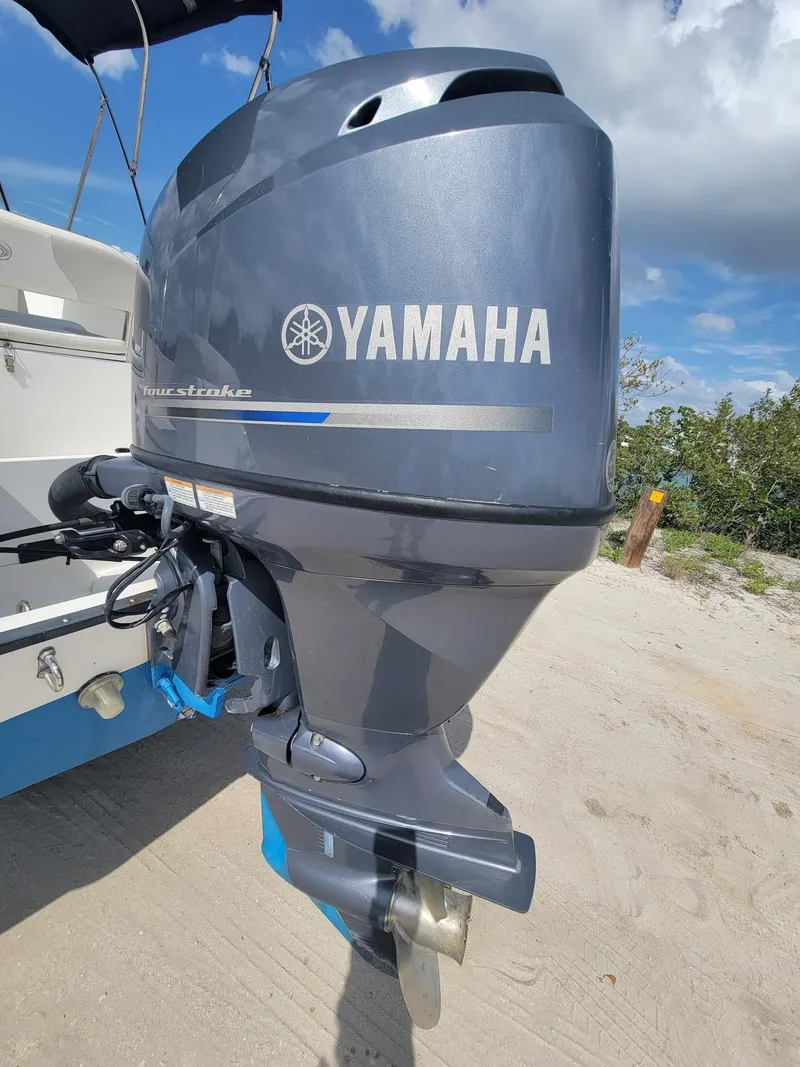 Slide: The Image of Yamaha outboard motor on Edgewater 170CC boat, 2013 model. - 10