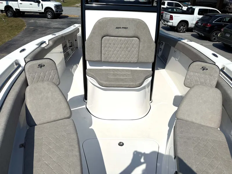 Slide: The Image of Sea Pro 239 Sport 2023 - 11