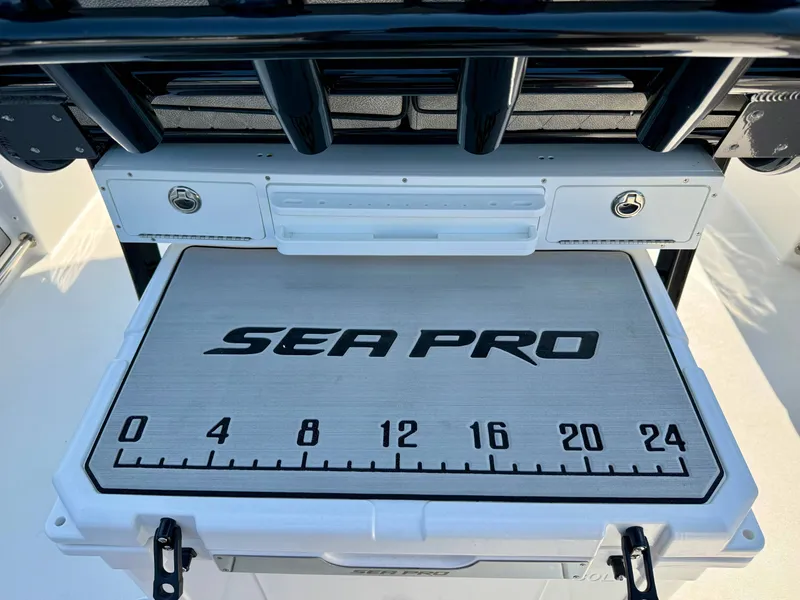 Slide: The Image of Sea Pro 239 Sport 2023 - 21