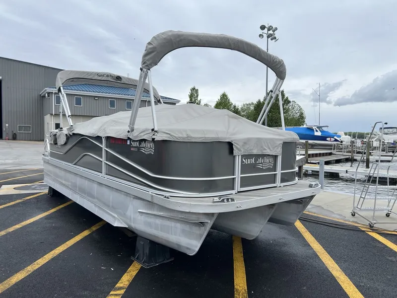 Slide: The Image of 2018 G3 V322 SS pontoon boat with cover at marina. - 20