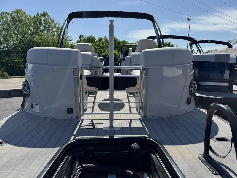 Slide: The Image of 2026 Starcraft RX 25 R DH pontoon boat, rear view on deck. - 28