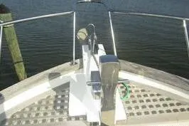 Slide: The Image of Bow view of Mariner 40 Orient yacht, year 2007. - 16