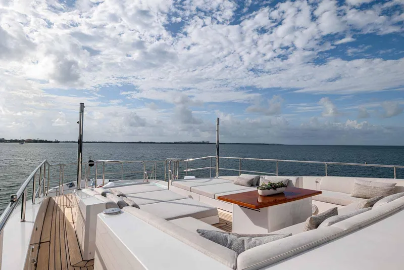 Slide: The Image of Luxurious deck of 2012 Benetti Classic Supreme 132 yacht with ocean view. - 7