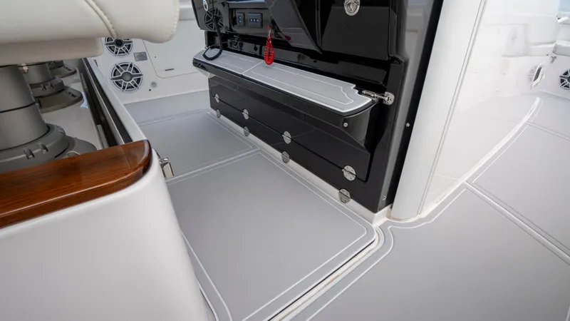Slide: The Image of Interior of Everglades 395 Center Console 2022 with modern features. - 14