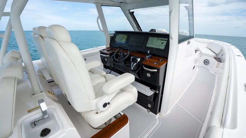 Slide: The Image of Interior view of 2022 Everglades 395 Center Console boat. - 9