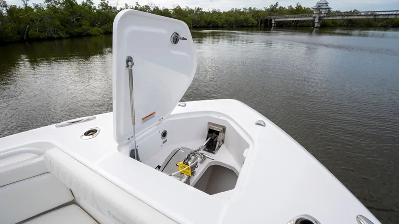 Slide: The Image of Everglades 395 Center Console 2022 - 94