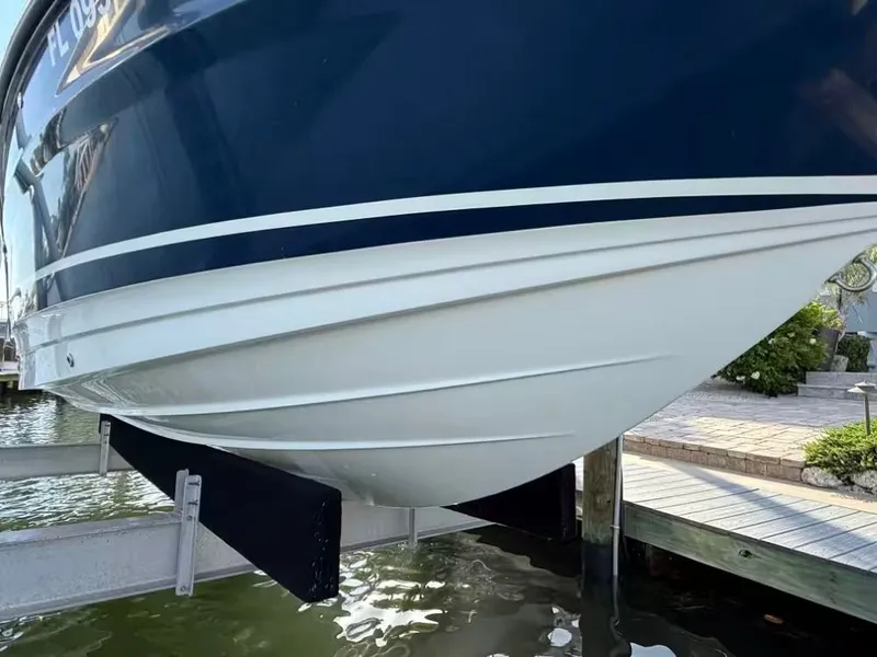 Slide: The Image of Sea Ray SLX 260 Outboard 2023 - 5