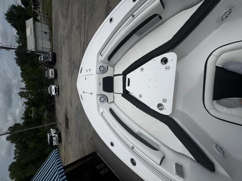 Slide: The Image of Tidewater 232 LXF 2026 - 14