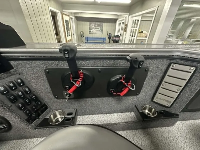 Slide: The Image of Interior view of 2026 Lund 2075 Pro-V Sport boat. - 10