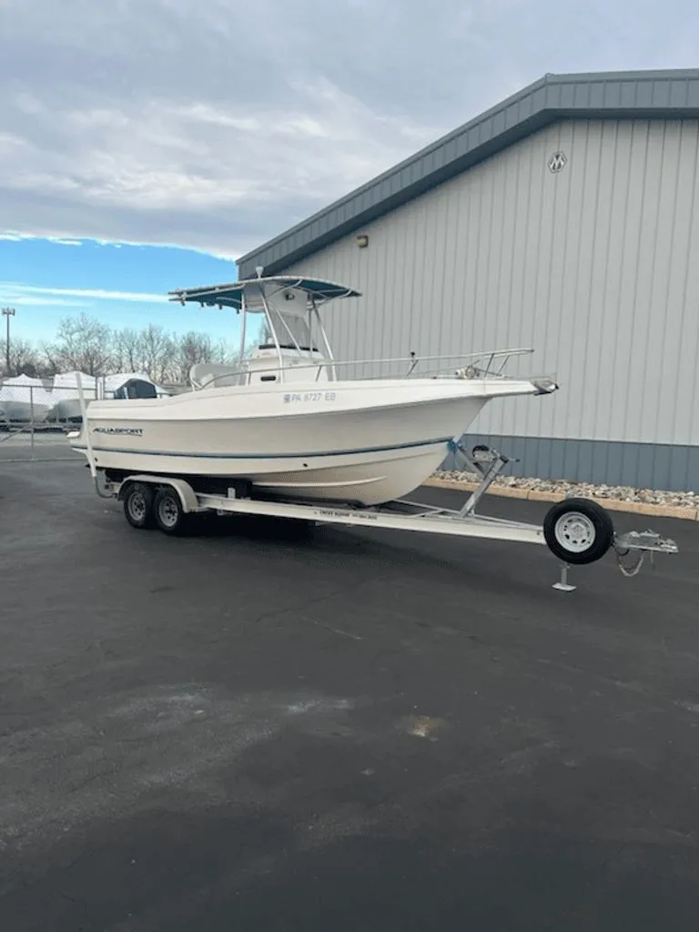The Image of Aquasport 235 Osprey 2005 - 0