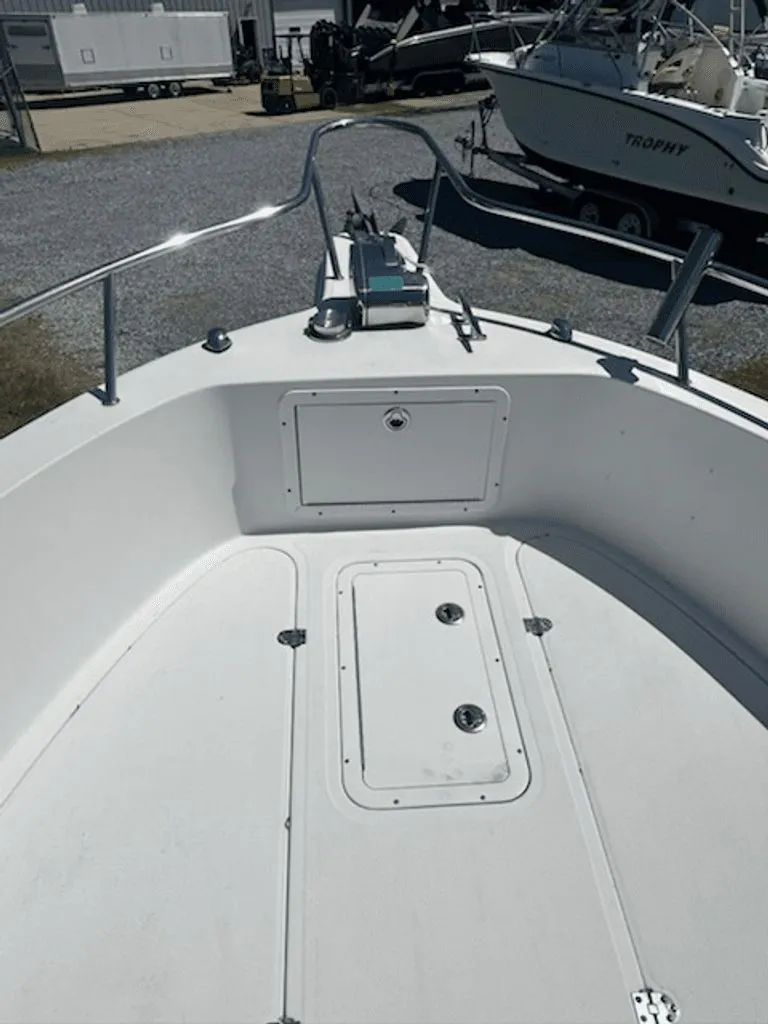 Slide: The Image of Aquasport 235 Osprey 2005 - 2